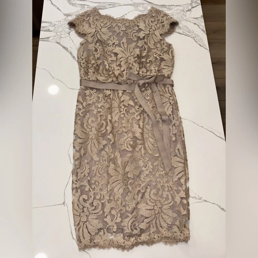 Tadashi Shoji Lace Embroidered Floral Greta Wedding Cocktail Sheath Wrap Dress - Picture 5 of 7